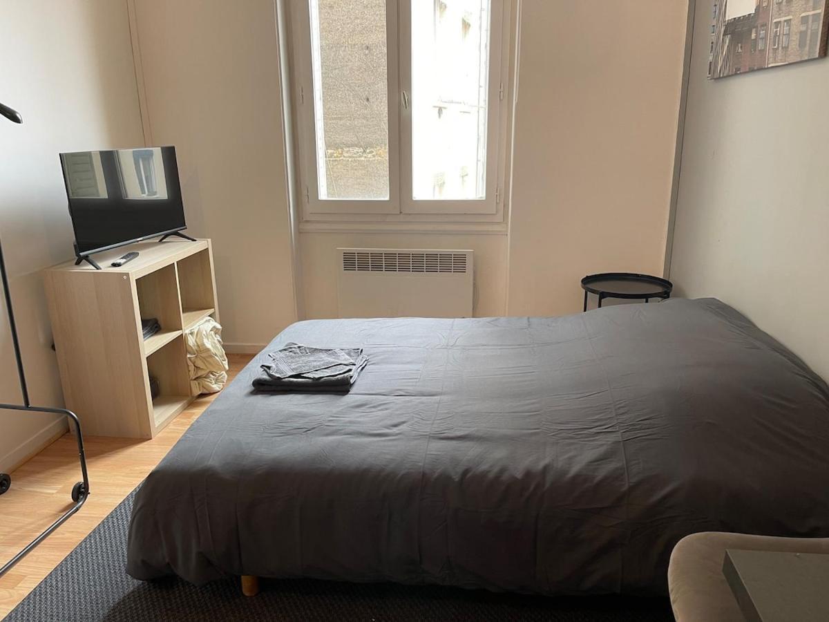 Studio Hotel Villeurbanne Centre エクステリア 写真