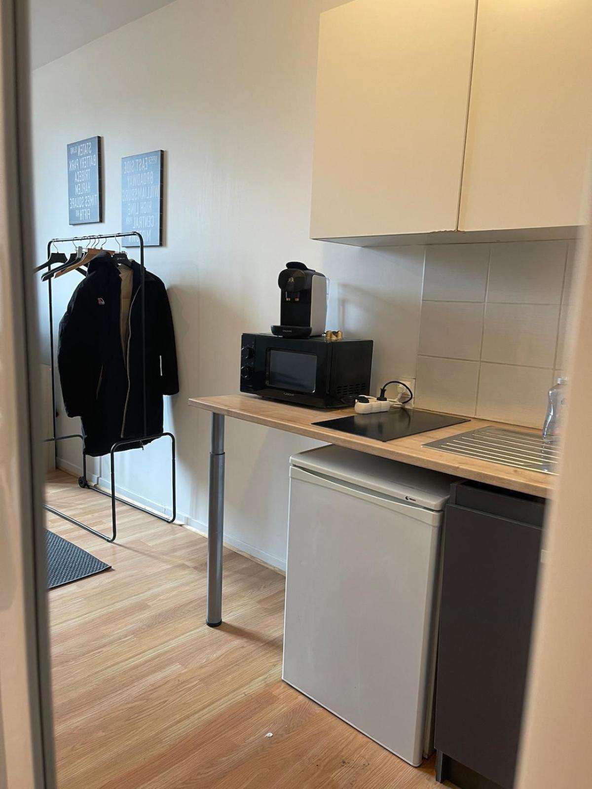 Studio Hotel Villeurbanne Centre エクステリア 写真
